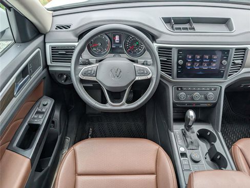 Used 2021 Volkswagen Atlas SE w/ Towing Package AWD/4WD image 19