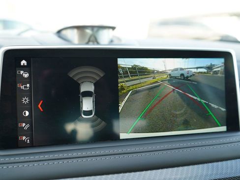 Used 2018 BMW X6 M w/ Executive Package image 33