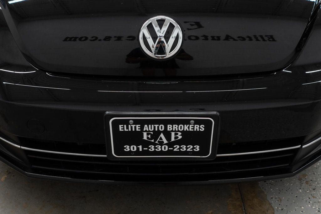 Used 2013 Volkswagen Beetle TDI FWD image 33