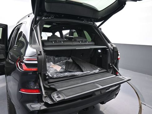 Used 2025 BMW X7 M60i AWD/4WD image 20