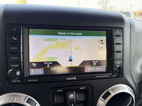 Used 2017 Jeep Wrangler Unlimited Rubicon image 20