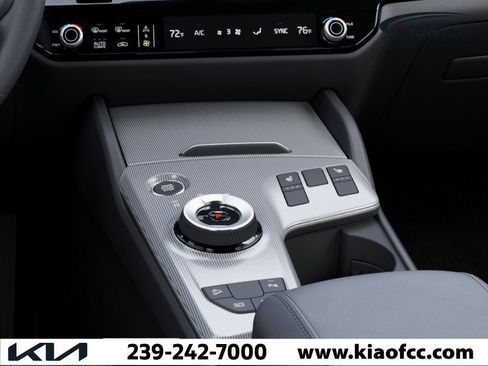 New 2026 Kia Sportage EX image 23