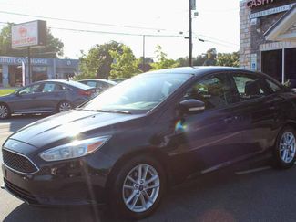 Used 2015 Ford Focus SE image 1