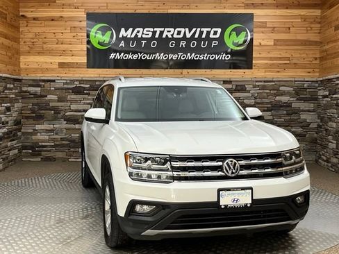 Used 2018 Volkswagen Atlas SE AWD/4WD image 2