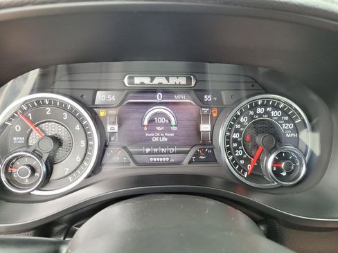 Used 2024 RAM 1500 Laramie RWD image 30