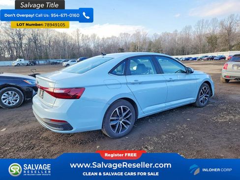 Used 2025 Volkswagen Jetta SE image 4