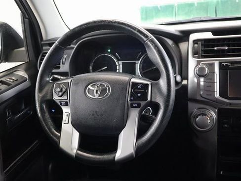 Used 2016 Toyota 4Runner SR5 AWD/4WD image 14