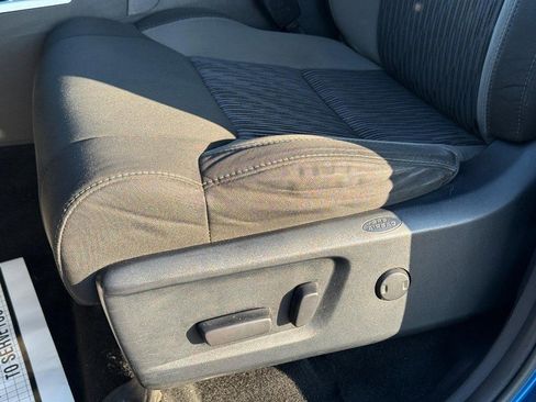 Used 2017 Toyota Tundra SR5 image 22