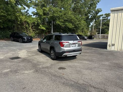 Used 2023 GMC Acadia SLE w/ Driver Convenience Package AWD/4WD image 7