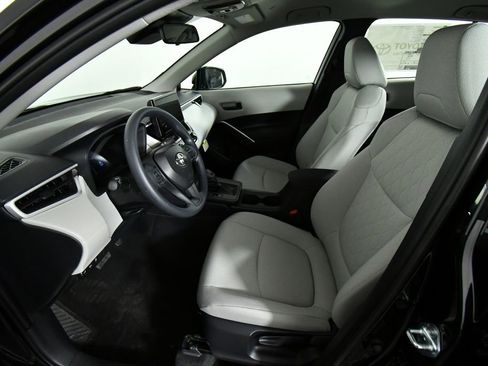 New 2026 Toyota Corolla Cross L image 5