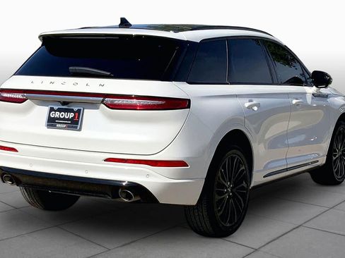 Certified 2025 Lincoln Corsair AWD w/ Equipment Group 101A image 13