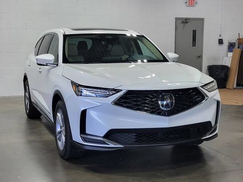 Certified 2025 Acura MDX SH-AWD image 4