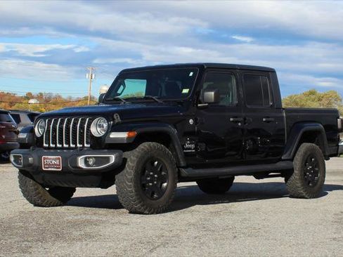 Certified 2020 Jeep Gladiator Overland image 1