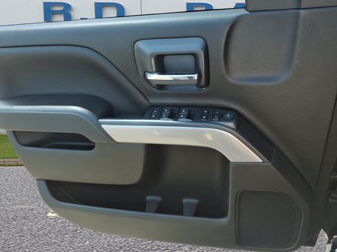 Used 2018 Chevrolet Silverado 1500 LT w/ All Star Edition AWD/4WD image 12