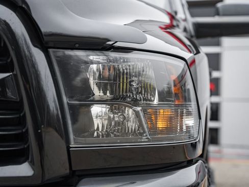 Used 2016 RAM 2500 Big Horn w/ Black Appearance Group image 17