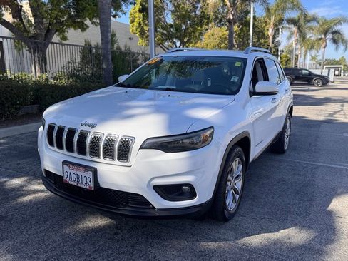 Used 2021 Jeep Cherokee Latitude Plus image 4
