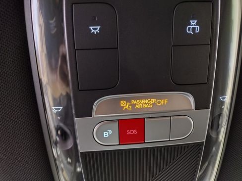Used 2025 Hyundai Ioniq 6 SE AWD/4WD image 30