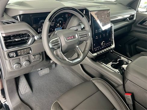 New 2026 GMC Yukon XL Elevation w/ Elevation Premium Package image 6