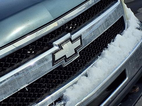 Used 2009 Chevrolet Silverado 1500 LT image 24