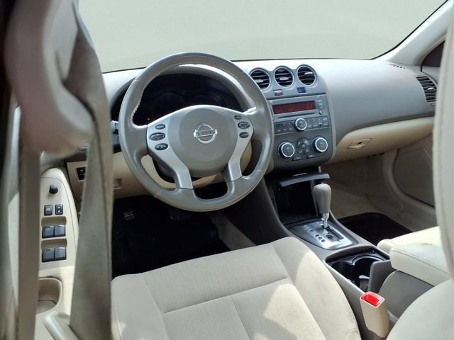Used 2011 Nissan Altima 2.5 S w/ Special Edition Pkg FWD image 5
