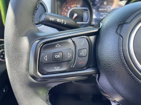 Used 2025 Jeep Wrangler Unlimited Sport AWD/4WD image 24