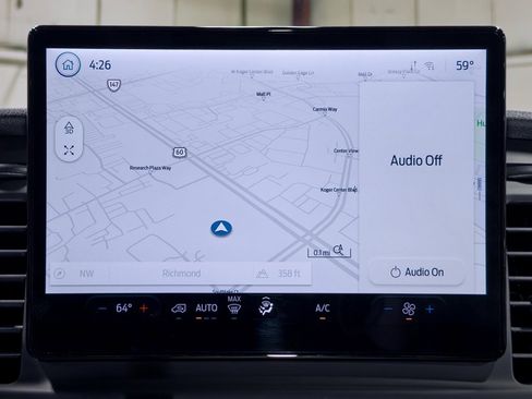 Used 2023 Ford E-Transit Medium Roof image 13