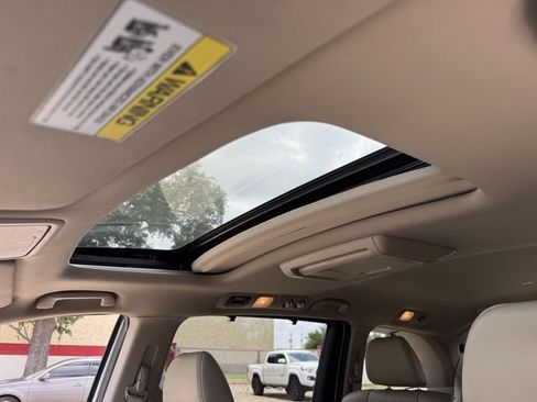 Used 2016 Honda Odyssey Touring image 24