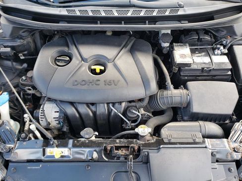 Used 2013 Hyundai Elantra GLS image 12