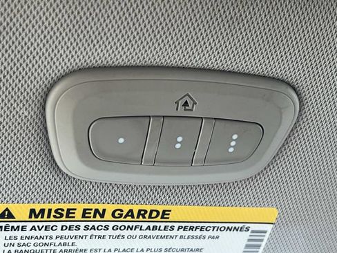 Used 2021 Chrysler Pacifica Limited AWD/4WD image 29