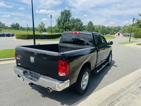 Used 2017 RAM 1500 Big Horn RWD image 7