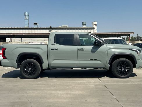 Used 2024 Toyota Tundra Limited AWD/4WD image 9