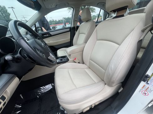 Used 2015 Subaru Legacy 2.5i Premium AWD/4WD image 14
