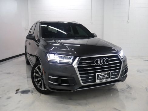 Used 2018 Audi Q7 3.0T Prestige w/ Prestige Package AWD/4WD image 2