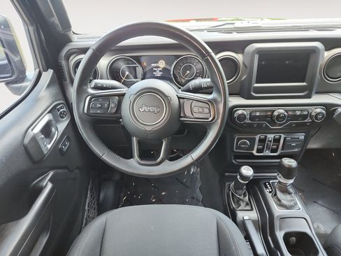Used 2019 Jeep Wrangler Unlimited Sport S AWD/4WD image 11