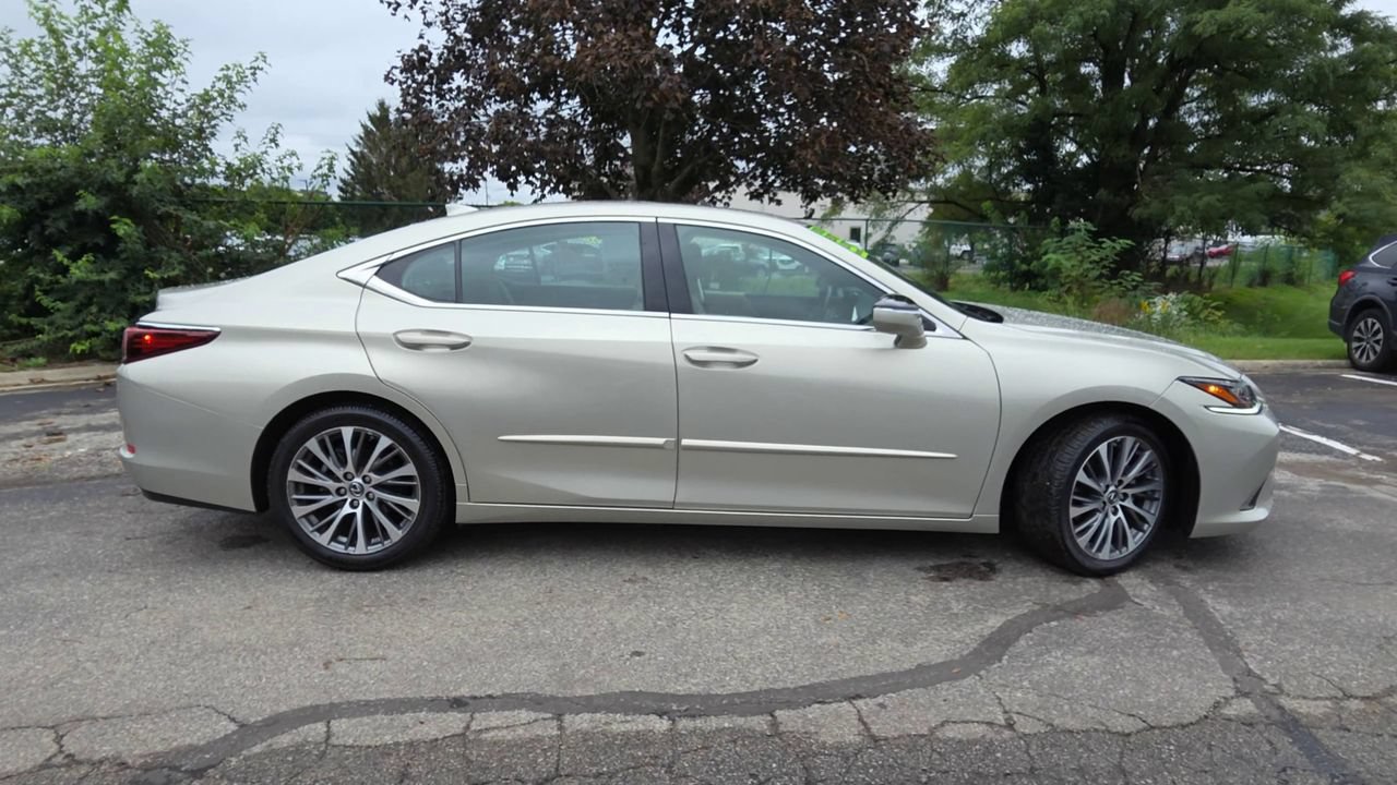 Used 2020 Lexus ES 350 w/ Accessory Package 2 FWD image 9
