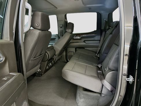 Used 2024 GMC Sierra 1500 Elevation image 29