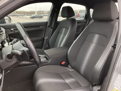 Used 2025 Honda Civic Sport image 13
