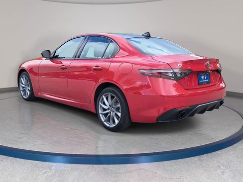 New 2025 Alfa Romeo Giulia AWD w/ Driving Assist Package image 7