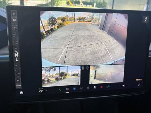 Used 2022 Tesla Model X AWD/4WD image 38