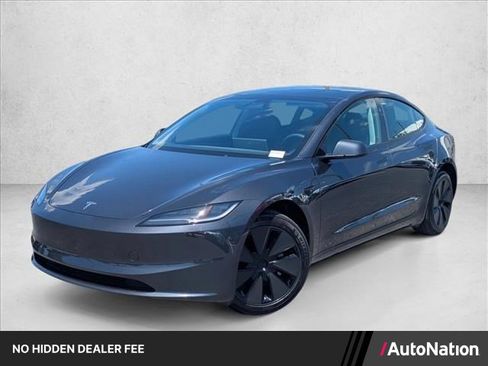 Used 2025 Tesla Model 3 Long Range RWD image 1
