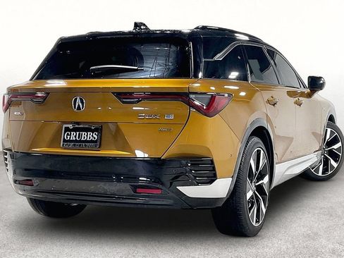 Used 2024 Acura ZDX Type S AWD/4WD image 2