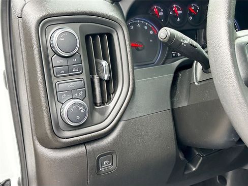 Used 2023 GMC Sierra 1500 Pro w/ Graphite Edition AWD/4WD image 10
