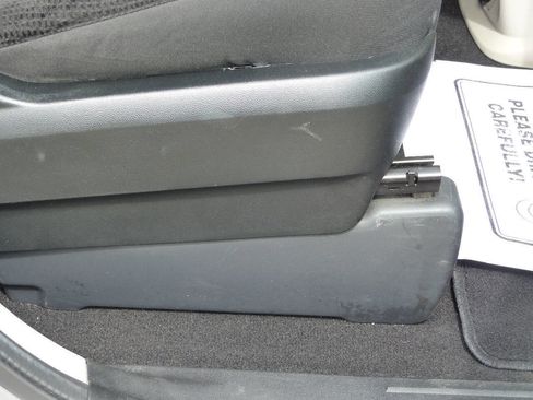 Used 2019 Dodge Grand Caravan SE w/ UConnect Hands-Free Group FWD image 36