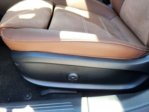 Certified 2025 Mercedes-Benz CLA 250 4MATIC image 12