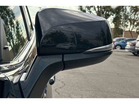 Used 2022 Toyota Highlander XLE image 57