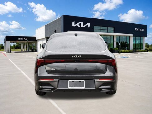 New 2026 Kia K5 LXS FWD image 5