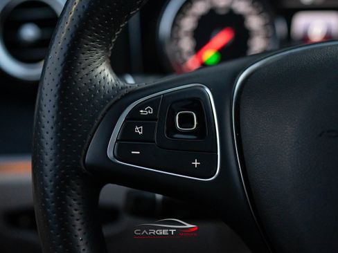 Used 2018 Mercedes-Benz E 300 image 24