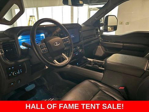 Used 2024 Ford F250 Lariat AWD/4WD image 9