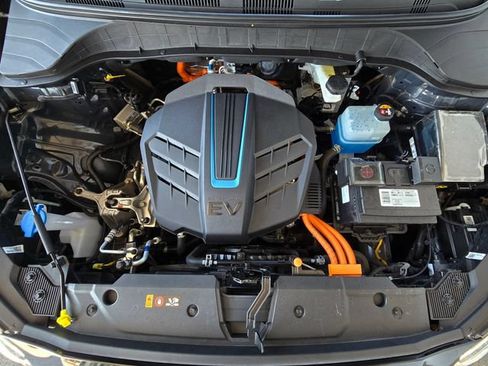 Used 2023 Hyundai Kona SEL FWD image 23