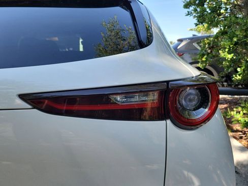 Used 2023 MAZDA CX-30 2.5 Turbo w/ Premium Plus Pkg AWD/4WD image 17